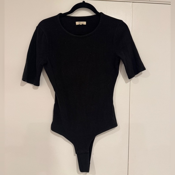 Madewell Tops - Madewell Black Short Sleeve Bodysuit Size Small